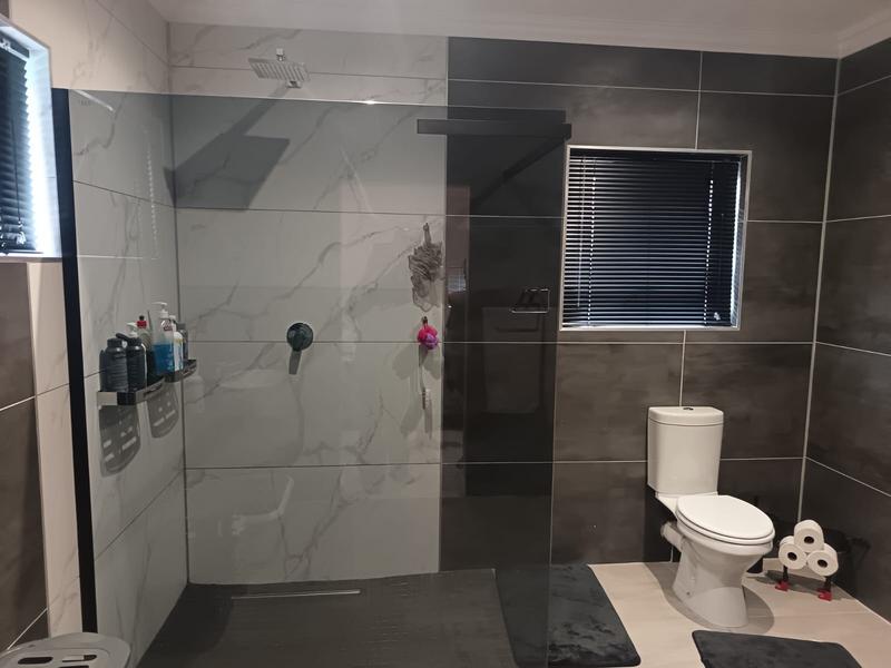 4 Bedroom Property for Sale in Kunene Park Eastern Cape